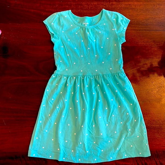 Girls set of 2 Carters turquoise heart print and navy floral dresses 5T - Picture 2 of 5